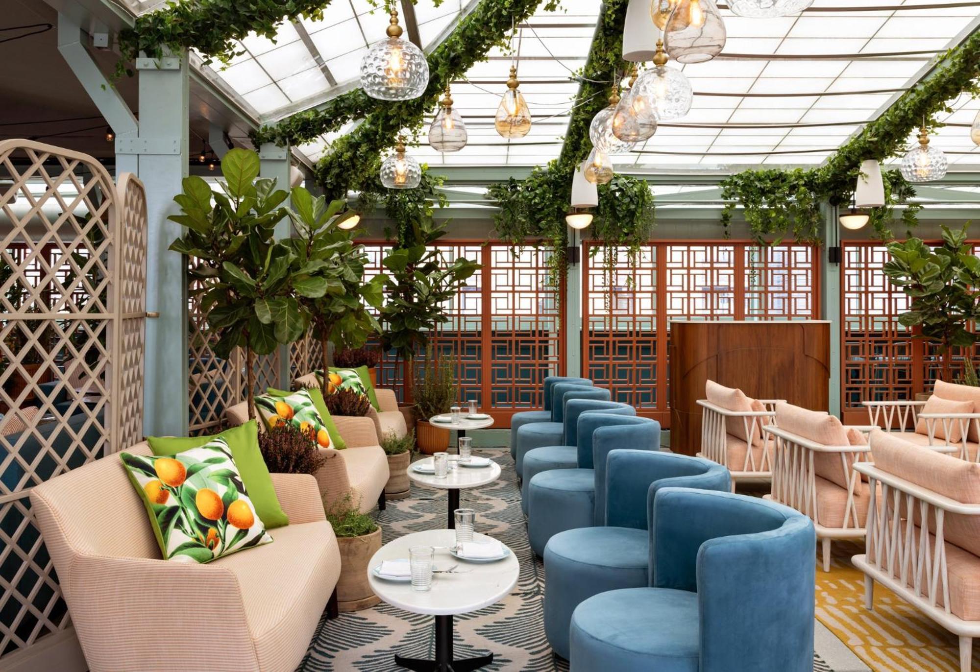 Kimpton Theta New York - Times Square By Ihg Hotel ภายนอก รูปภาพ The Terrace at The Standard London