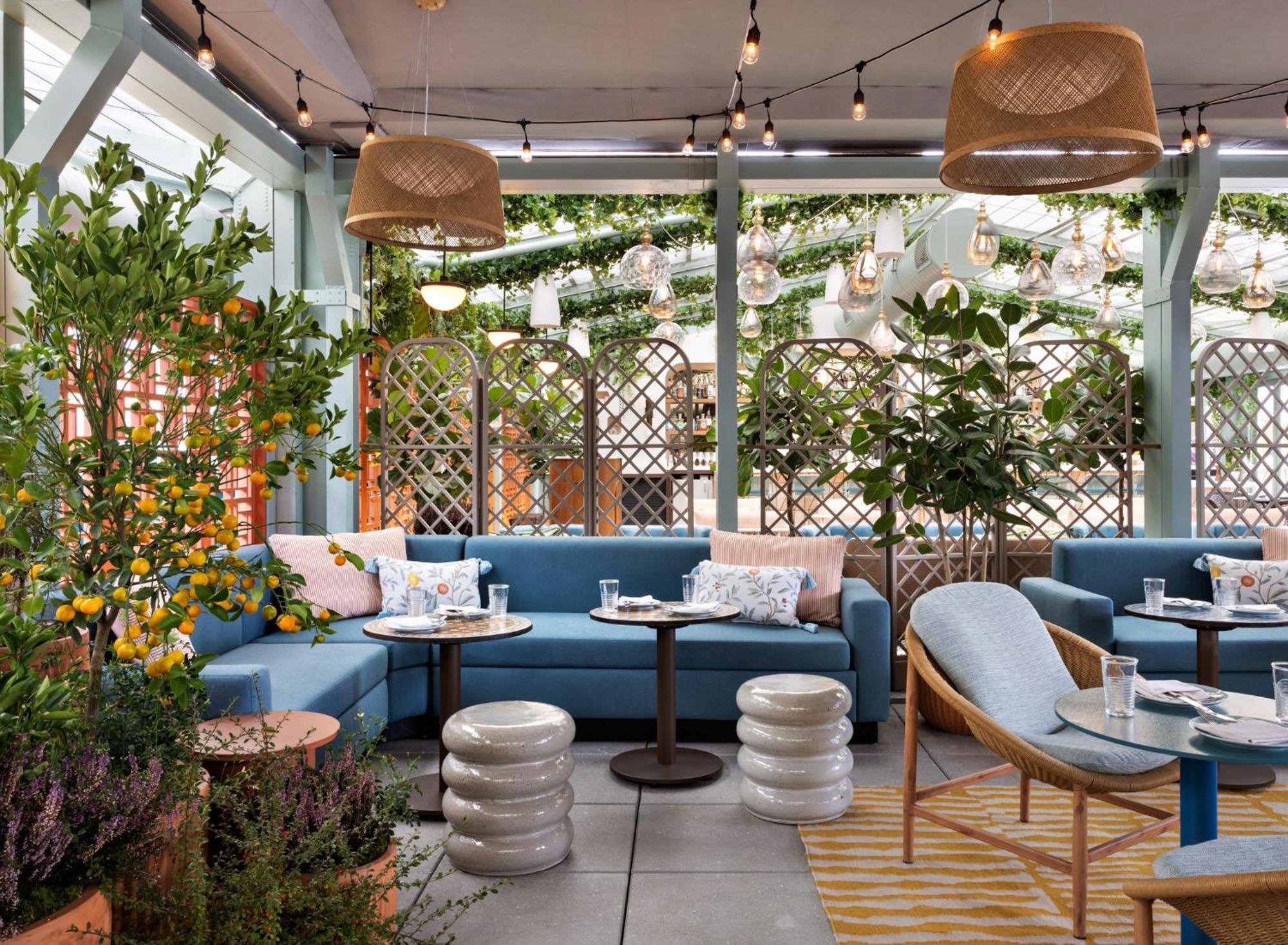 Kimpton Theta New York - Times Square By Ihg Hotel ภายนอก รูปภาพ The Terrace at The Standard London
